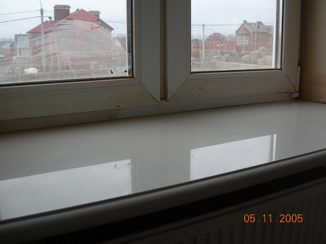 Подоконник из аглокварцита - ничего не впитывают, очень прочны Подоконник из аглокварцита - ничего не впитывают, очень прочны