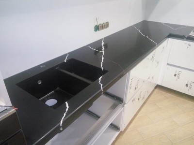 Столешница для кухни - Аглокварцит BQ 8740 NERO MARQUINA(8209) - август 2022