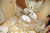 Облицовка пола и стен ванной комнаты - Мрамор CALACATTA GOLD(2174)